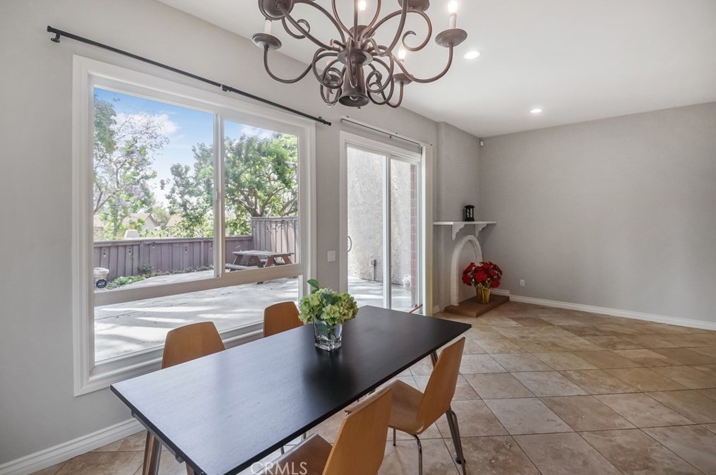 2510 Monterey Pl, Fullerton CA 92833-2031 exterior