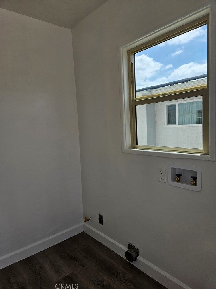 9667 Arthurdale St, Bellflower CA 90706-2363 exterior