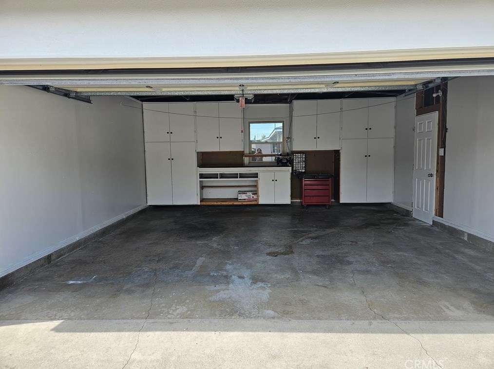 9667 Arthurdale St, Bellflower CA 90706-2363 exterior