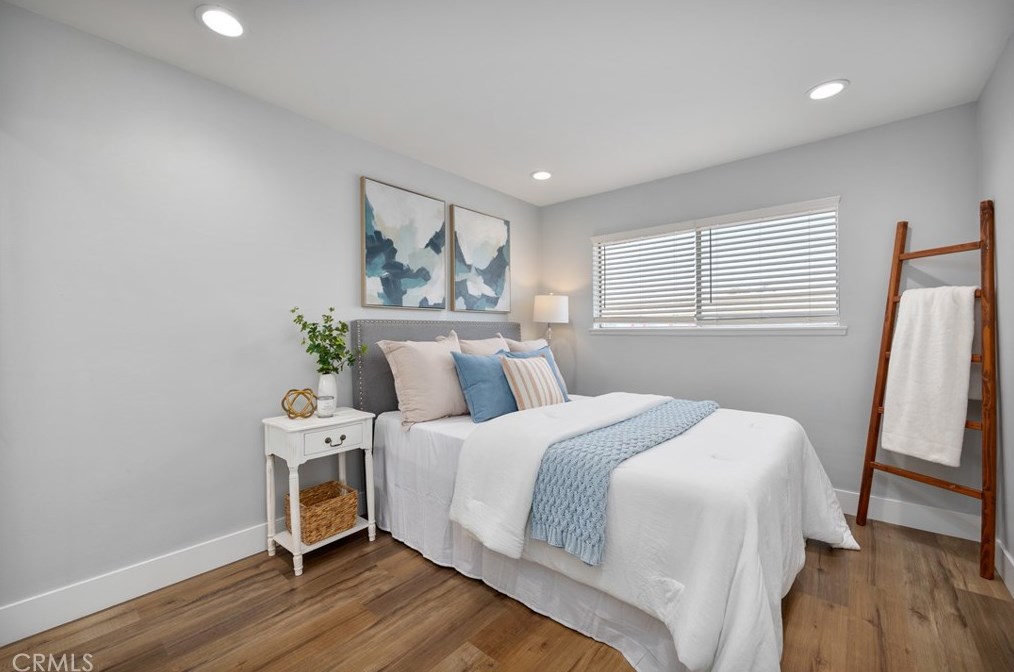 4721 Larwin Ave, Cypress CA  90630-3512 exterior