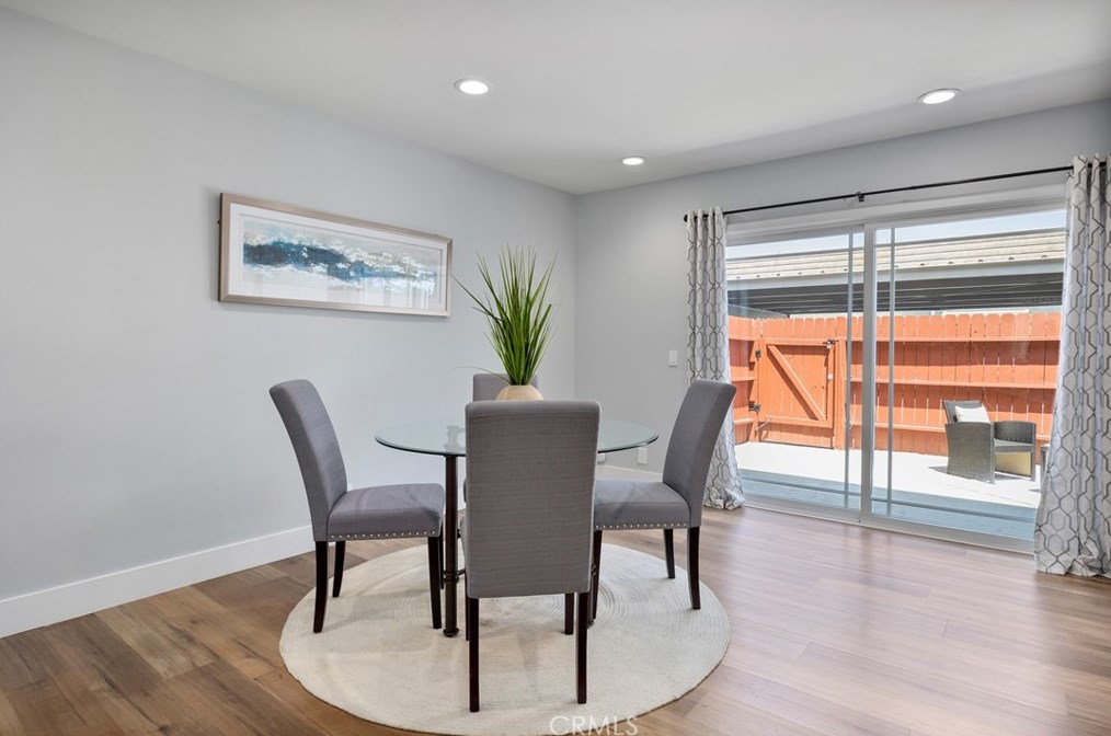 4721 Larwin Ave, Cypress CA  90630-3512 exterior