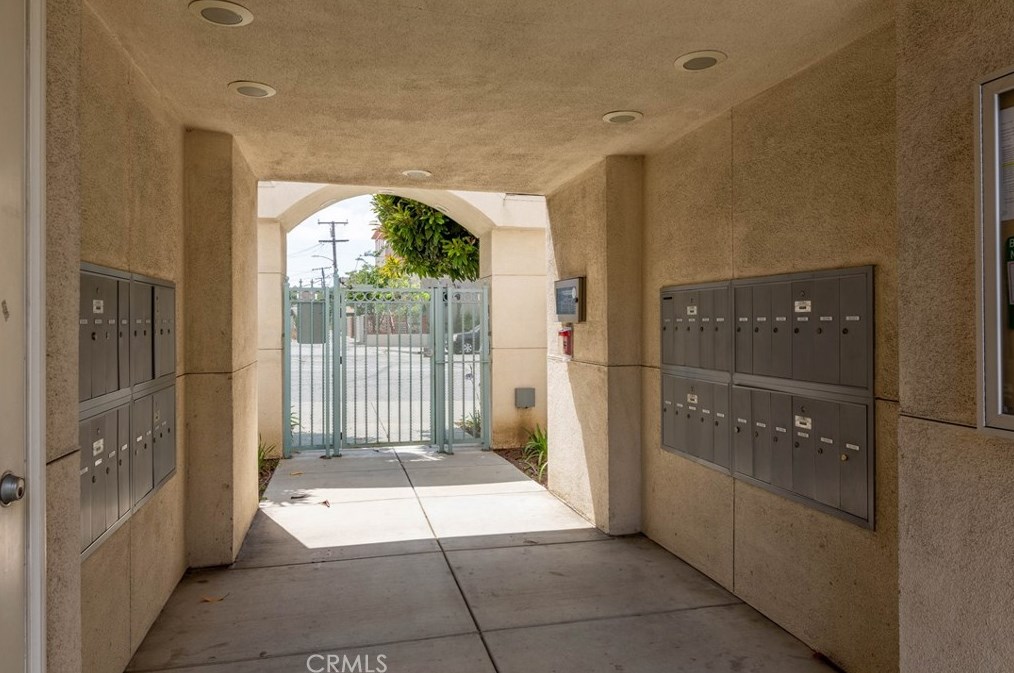 12082 Broadway, Los Angeles CA  90061-1317 exterior