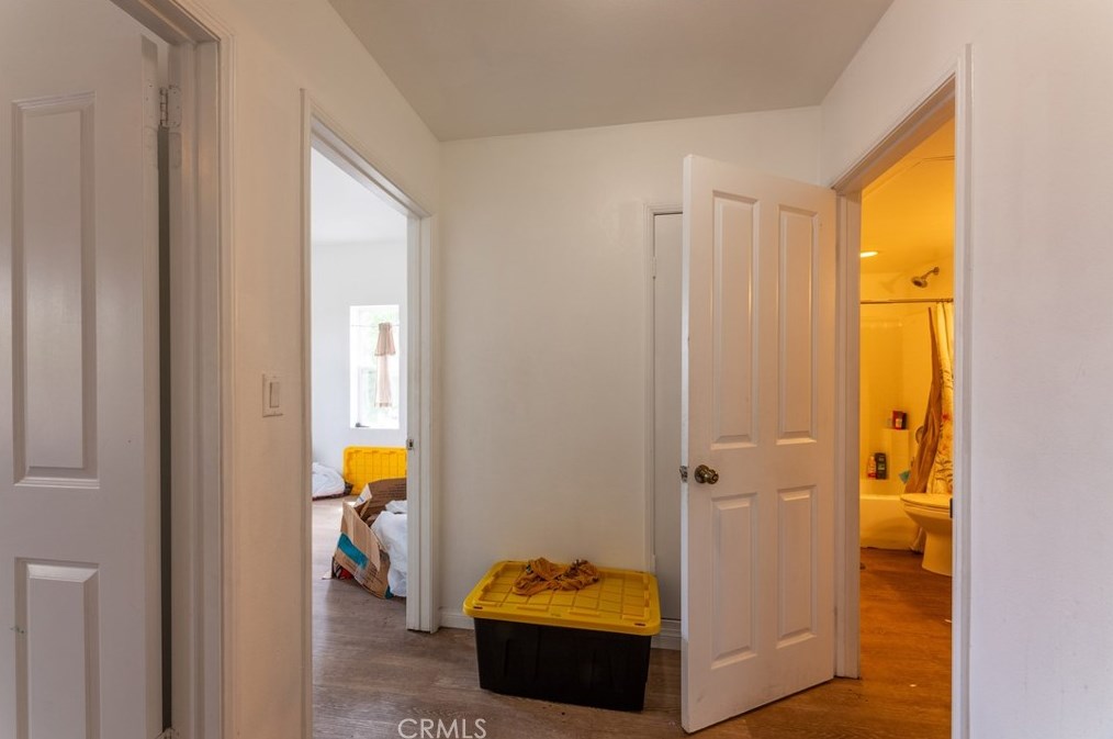 12082 Broadway, Los Angeles CA  90061-1317 exterior