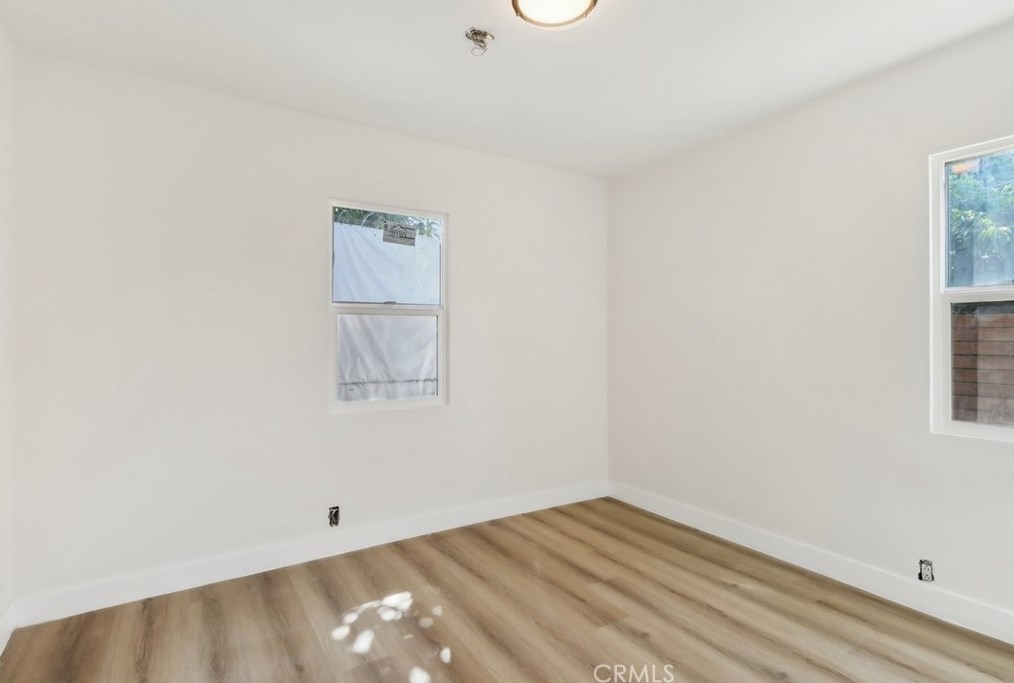 1226 Vernon Ave, Los Angeles CA  90011-3721 exterior