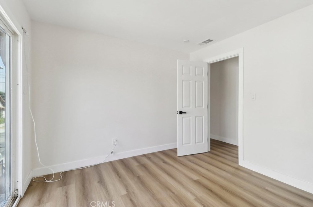 1226 Vernon Ave, Los Angeles CA  90011-3721 exterior
