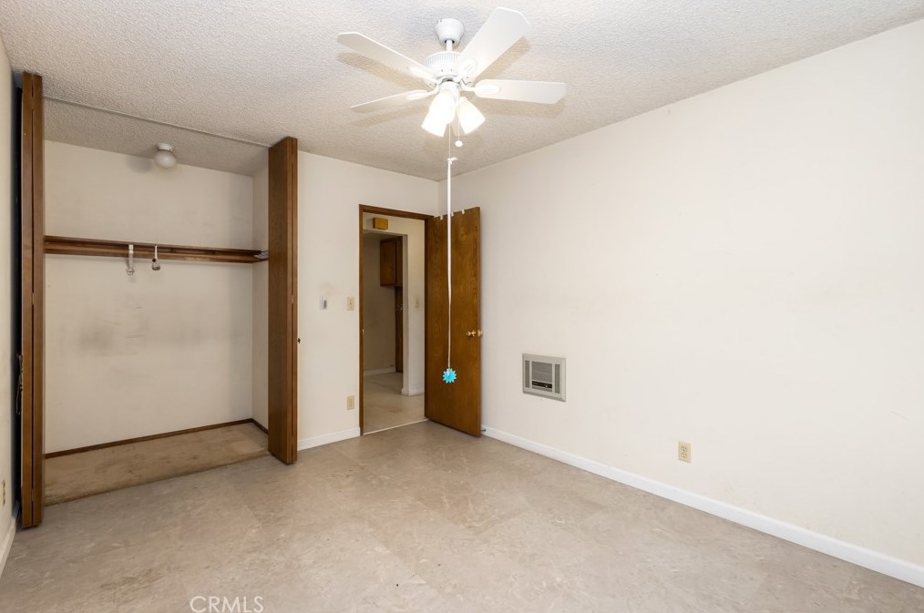 9908 Cedar St, Bellflower CA 90706-6910 exterior