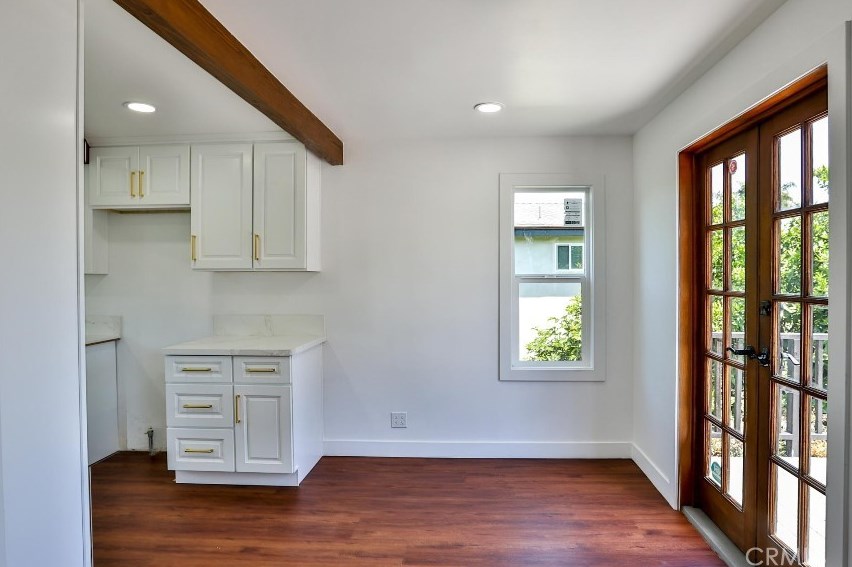 2517 Purdue Ave, Los Angeles CA  90025-6215 exterior