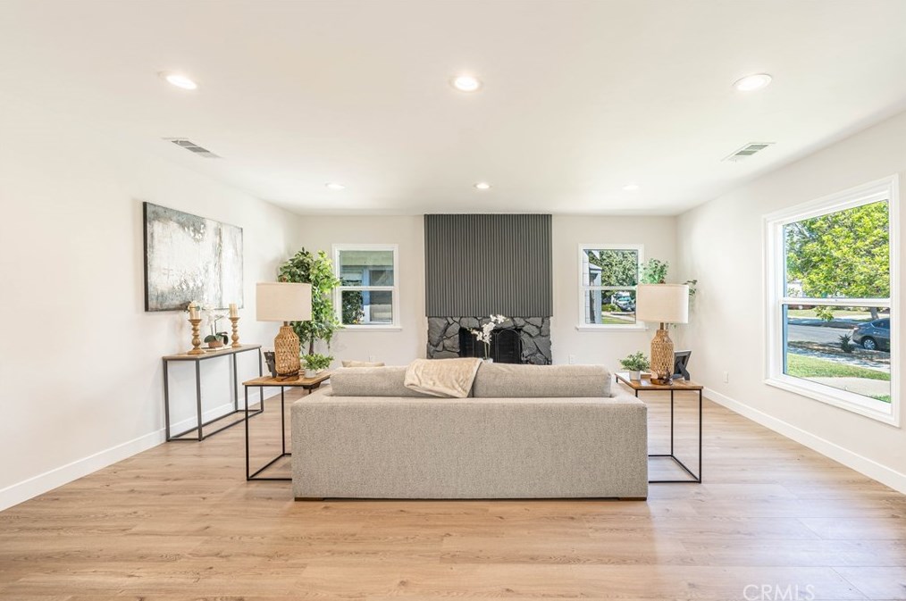 3327 Lowell, Los Angeles CA  90032-2918 exterior