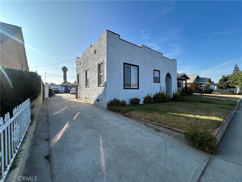 6837 Newell St, Huntington Park, CA 90255 MLS RS24211256 Coldwell