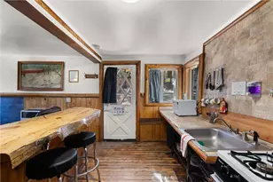 844 Tulip Ln, Big Bear Lake, CA 92315 - Photo 9