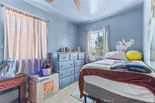 225 S Kern Ave, Los Angeles, CA 90022 - Photo 13