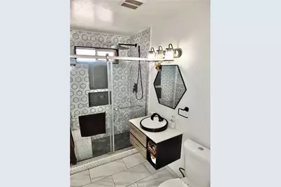 1430 E Michelson Street, Long Beach, CA 90805 - Photo 5