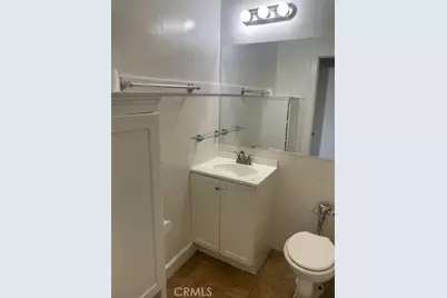 1738 E 4th Street #1, Long Beach, CA 90802 - Photo 19