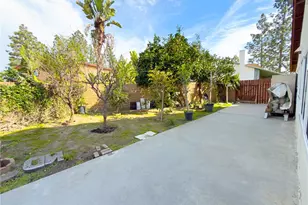 17105 Holmes Cir, Cerritos, CA 90703 - Photo 25