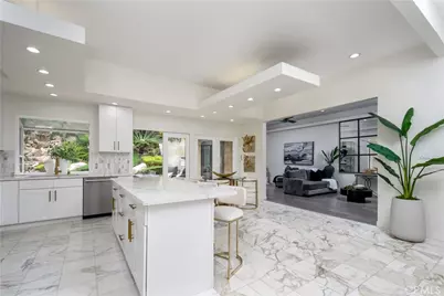 4557 Don Timoteo Drive, Los Angeles, CA 90008 - Photo 9