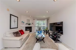 21450 Burbank Blvd, Woodland Hills, CA 91367 - Photo 15