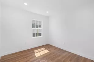 727 E 94th St, Los Angeles, CA 90002 - Photo 27