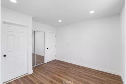 727 E 94th Street, Los Angeles, CA 90002 - Photo 15