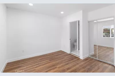 727 E 94th Street, Los Angeles, CA 90002 - Photo 13