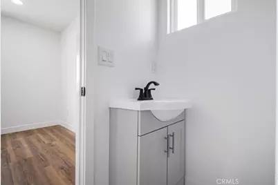 727 E 94th Street, Los Angeles, CA 90002 - Photo 19