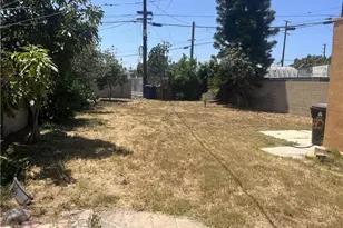 1821 S Curson Ave, Los Angeles, CA 90019 - Photo 9