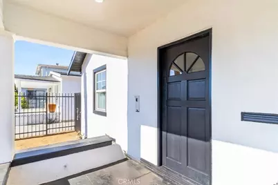 6616 Denver Avenue, Los Angeles, CA 90044 - Photo 9