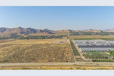 1593 Avenue R, Palmdale, CA 93591 - Photo 9