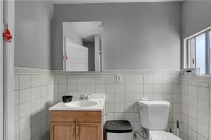 2200 E 105th St, Los Angeles, CA 90002 - Photo 5