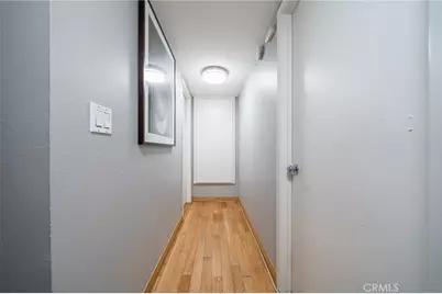 8633 Balboa Boulevard #29, Northridge, CA 91325 - Photo 11