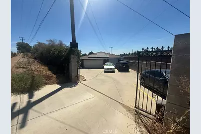 1337 Clovis Court, Pomona, CA 91766 - Photo 5