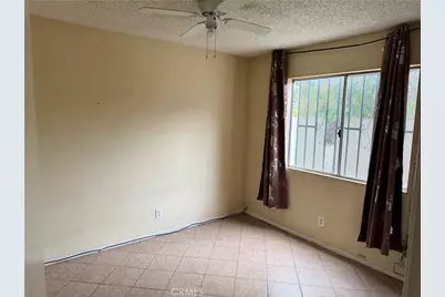 146 83rd Street, Los Angeles, CA 90003 - Photo 9