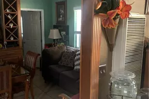 22414 Horst, Hawaiian Gardens, CA 90716 - Photo 3