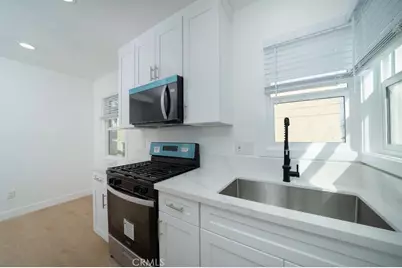 1044 Cedar Avenue, Long Beach, CA 90813 - Photo 41