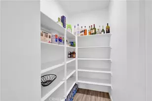 11081 Clear Lake Ln, Jurupa Valley, CA 91752 - Photo 23