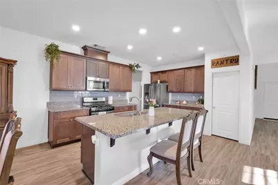 11081 Clear Lake Lane, Jurupa Valley, CA 91752 - Photo 15