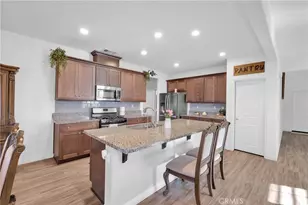 11081 Clear Lake Ln, Jurupa Valley, CA 91752 - Photo 15