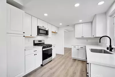 18006 Point Conception, Cerritos, CA 90703 - Photo 19