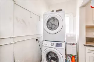 351 N Spaulding Ave, Los Angeles, CA 90036 - Photo 31