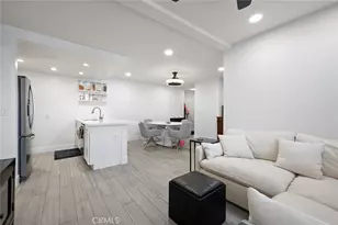 327 Chestnut Ave, Long Beach, CA 90802 - Photo 3