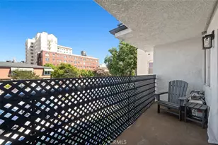 327 Chestnut Ave, Long Beach, CA 90802 - Photo 13