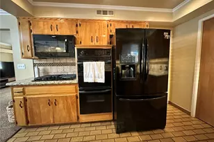 3623 Redlands, Bakersfield, CA 93306 - Photo 5