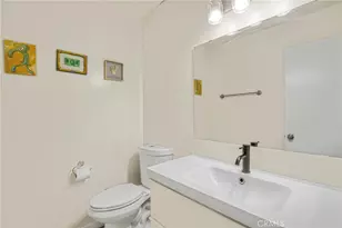 7300 Lennox Ave, Van Nuys, CA 91405 - Photo 9