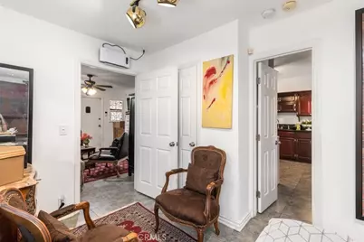 657 W 66th, Los Angeles, CA 90044 - Photo 11