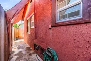 657 W 66th, Los Angeles, CA 90044 - Photo 7