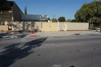 8121 Rosecrans, Paramount, CA 90723 - Photo 1
