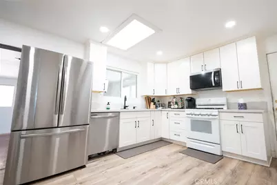 822 E Virginia Street, Rialto, CA 92376 - Photo 3