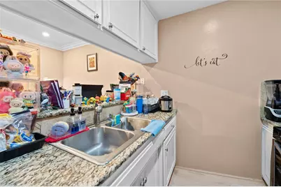 7035 Woodley #205, Van Nuys, CA 91406 - Photo 7