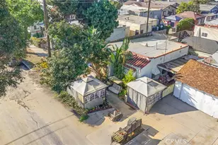 5211 Halldale, Los Angeles, CA 90062 - Photo 11