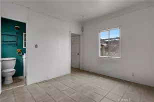 1021 W 48th, Los Angeles, CA 90037 - Photo 27