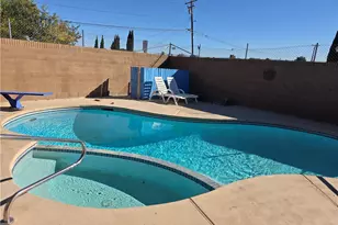 43318 Fenner, Lancaster, CA 93536 - Photo 3